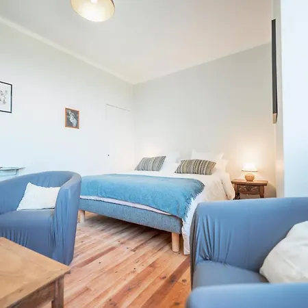 Bed & Breakfast Et Table D'hotes - Les Jardins De La Longagne 3*