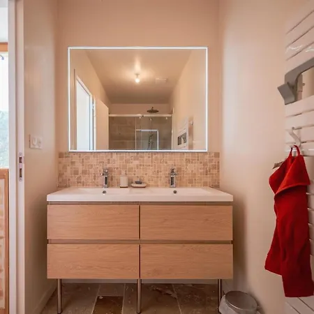 Et Table D'hotes - Les Jardins De La Longagne Bed & Breakfast Saussenac