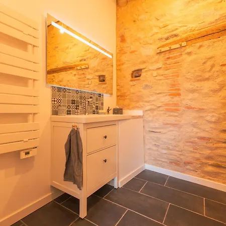 Bed & Breakfast Et Table D'hotes - Les Jardins De La Longagne 3*