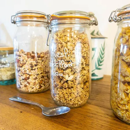 Et Table D'hotes - Les Jardins De La Longagne Bed & Breakfast Saussenac