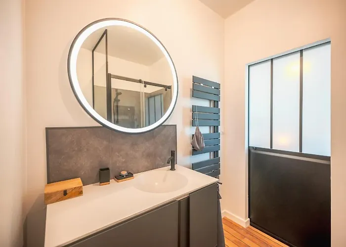 Et Table D'hôtes - Les Jardins De La Longagne Couette-café Saussenac